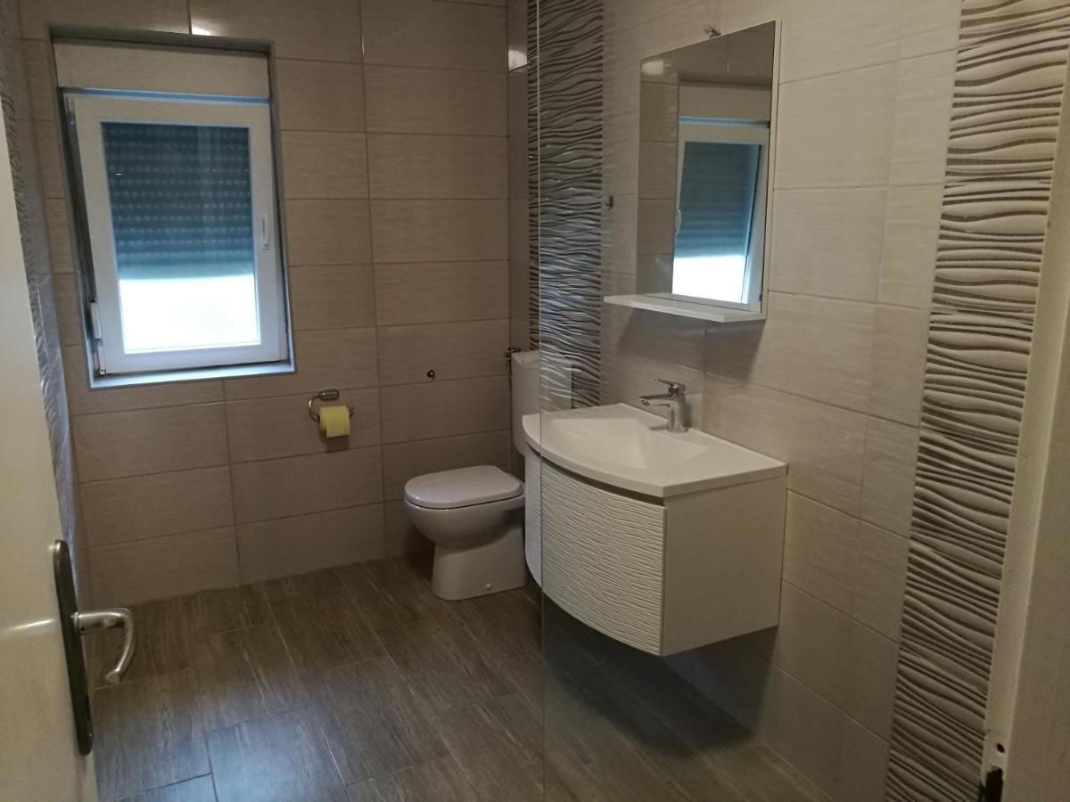 Apartman 2 Punta Pakoštane Eksteriør billede