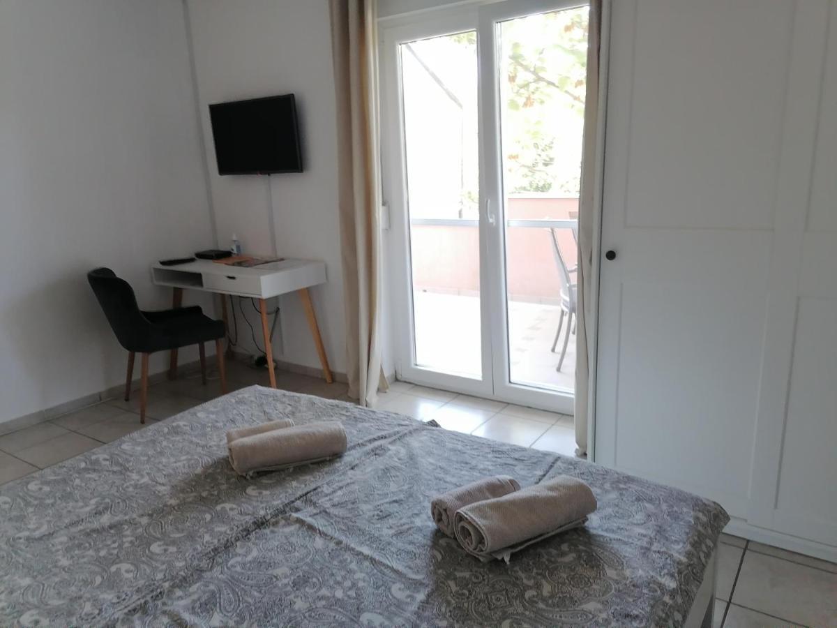 Apartman 2 Punta Pakoštane Eksteriør billede